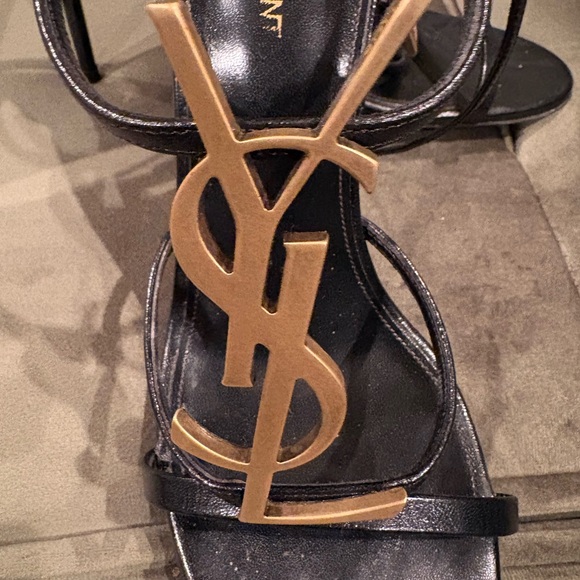 Saint Laurent Elegant Cassandra 100 Black Heels with Brushed Gold Logo - Picture 2 of 16